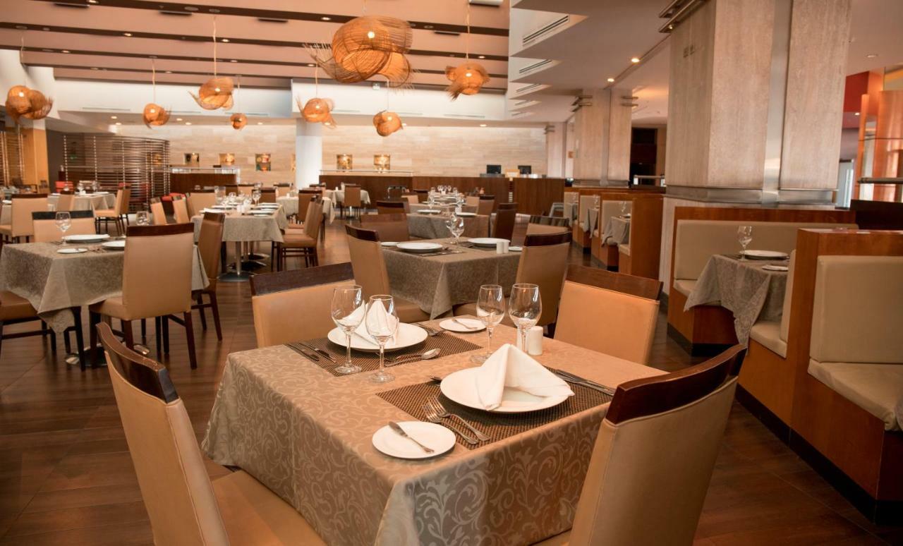 Mds Hotel Калама Екстер'єр фото The interior of the restaurant